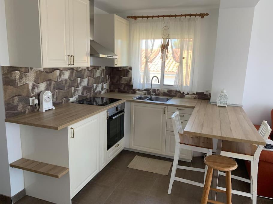 Precioso Apartamento Con Vista Al Mar Calafell Exteriör bild